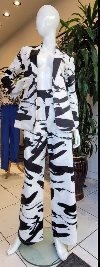 Brushed Stroke Print Suit